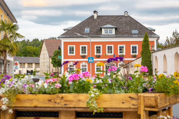 CF9A4333 (1) CF9A4333 (1)