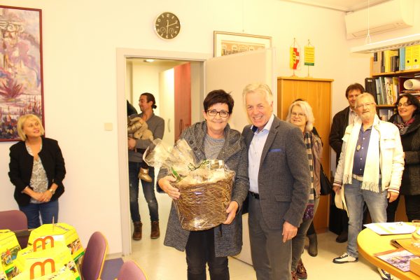 Lieselotte Steinwender mit LAbg. Bürgermeister Herbert Gaggl Lieselotte Steinwender mit LAbg. Bürgermeister Herbert Gaggl