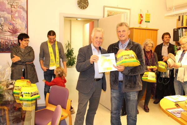 Horst Kandorfer mit LAbg. Bürgermeister Herbert Gaggl Horst Kandorfer mit LAbg. Bürgermeister Herbert Gaggl