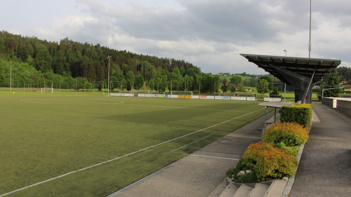 Kaiser Arnulf Sportzentrum wieder geöffnet