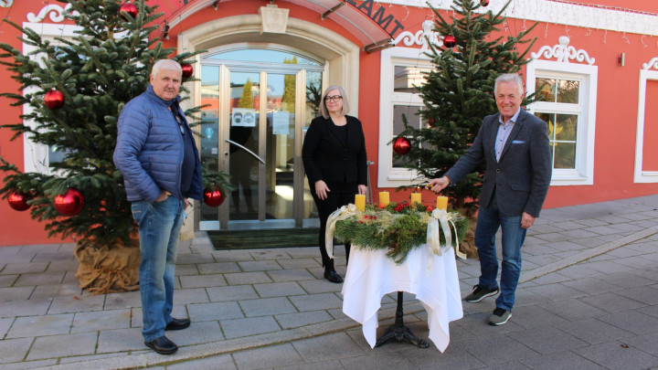 Advent, Advent ein Lichtlein brennt
