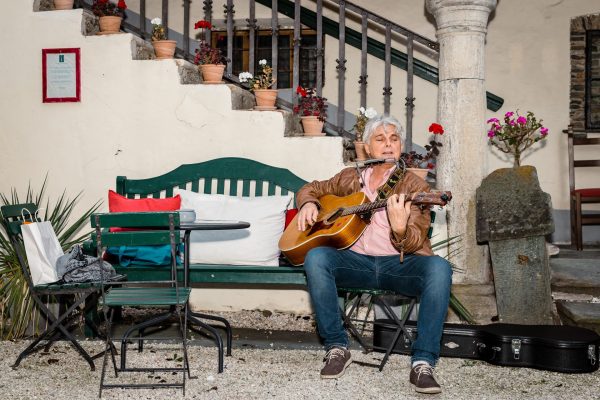 010__F9A8132 010__F9A8132