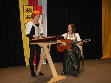 12 Hackbrett, Christiane Beer, Carmen Gaggl