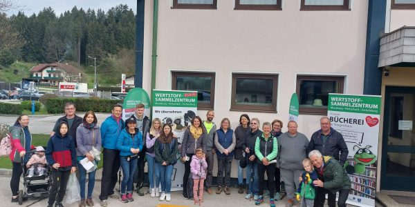 Flurreinigung Moosburg 29.04.2023 Gruppenfoto Flurreinigung Moosburg 29.04.2023 Gruppenfoto