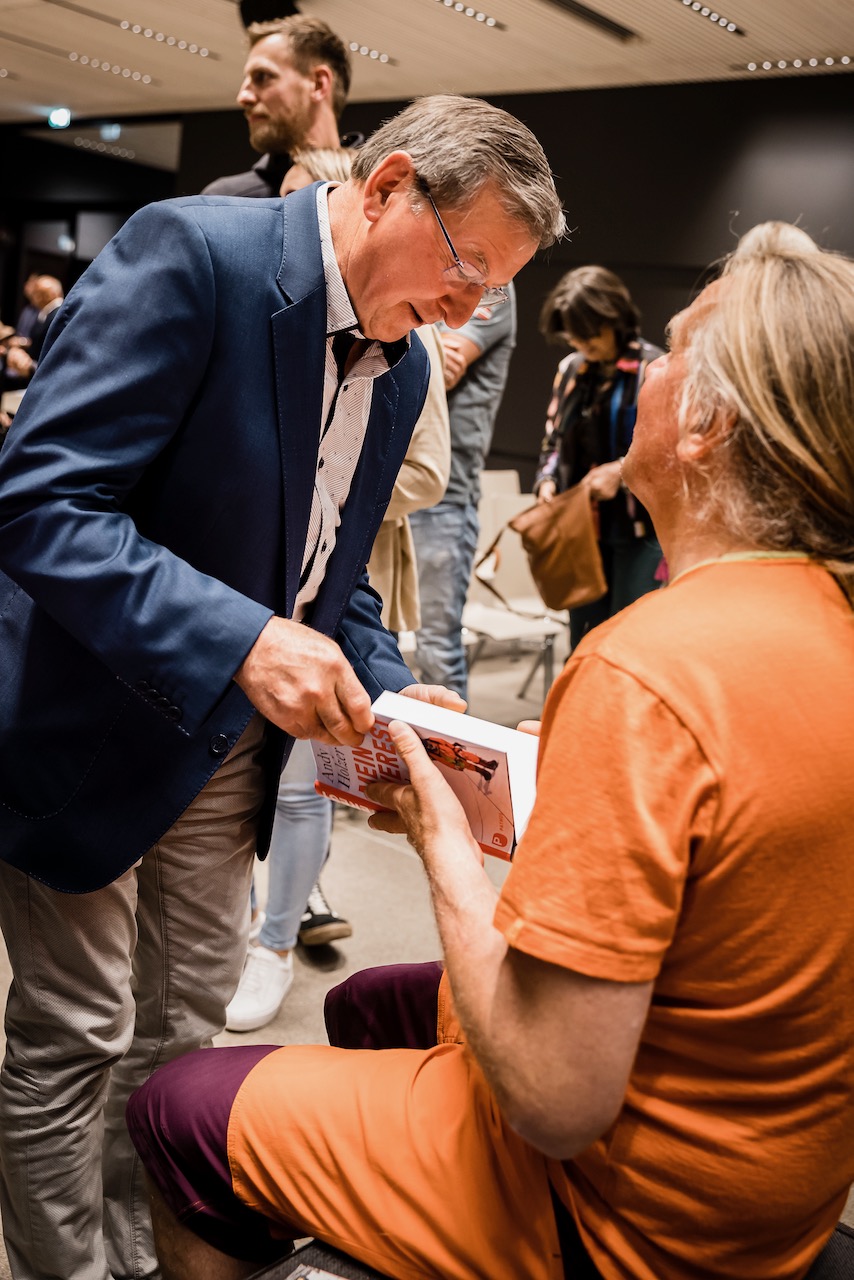 080__F9A0546 080__F9A0546