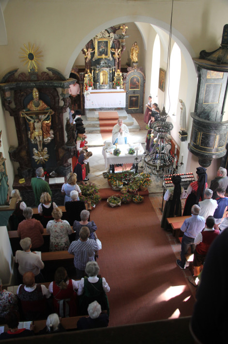 1. Hl. Messe zur Kräutersegung