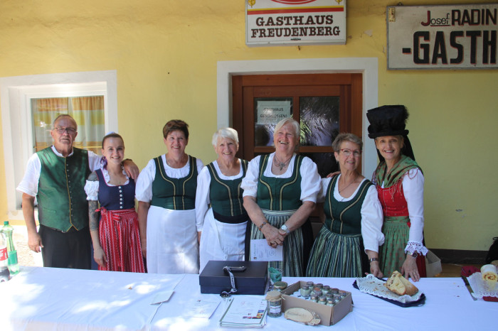 10. Das Küchenteam sorgte für perfekte Verpflegung 10. Das Küchenteam sorgte für perfekte Verpflegung