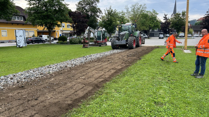Schotterrasen in der Schlosswiese errichtet