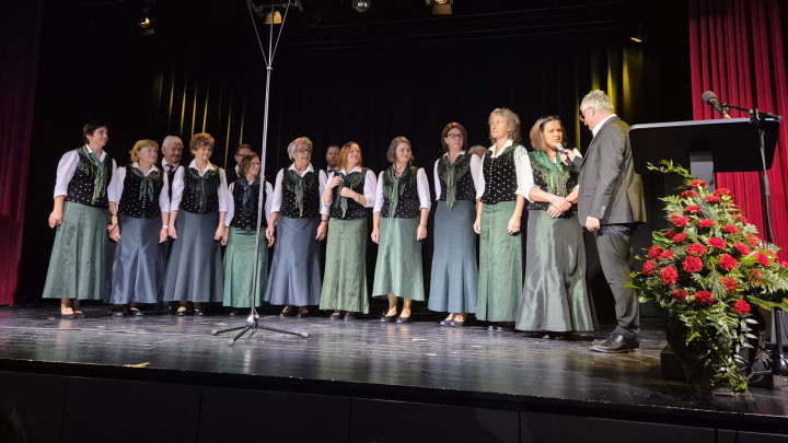 Gelungene Nationalfeiertags-Veranstaltung „Dober večer, sosed! Guten Abend, Nachbar!“ zwischen Moosburg und Bad Eisenkappel