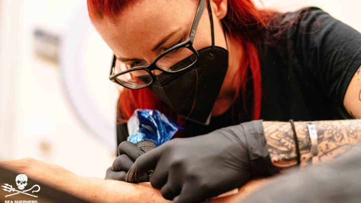 Kunst geht unter die Haut – S. Black Tattoo eröffnet in Moosburg