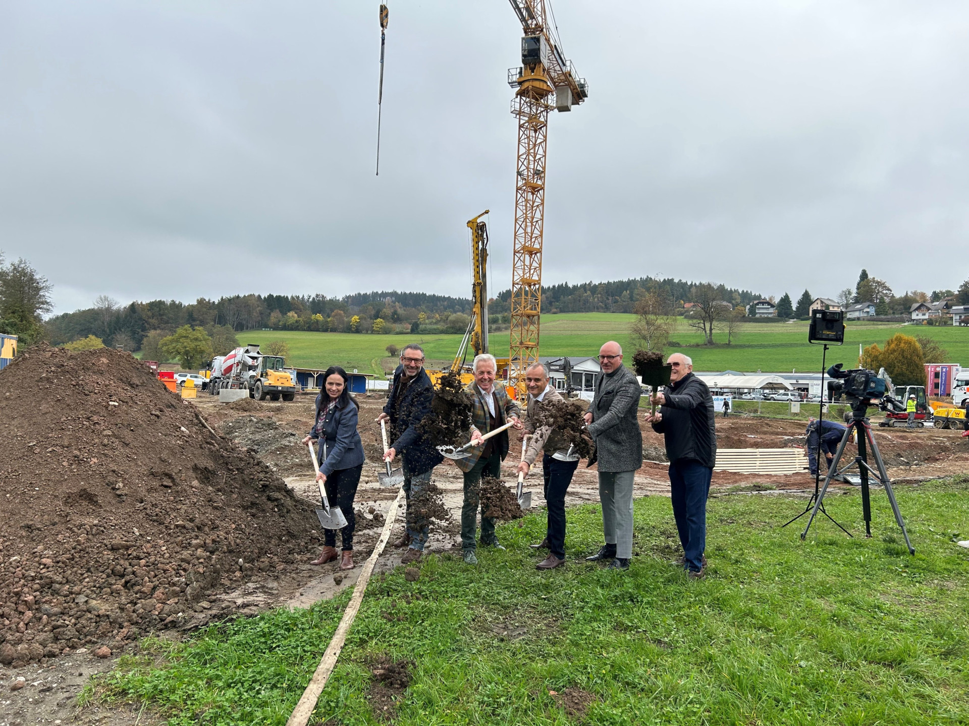 Wienerroither Spatenstich 1 Wienerroither Spatenstich 1