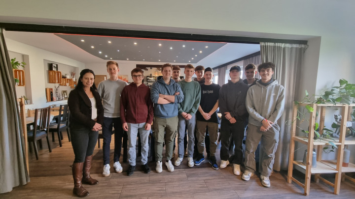 Essenseinladung für Moosburger Jungsoldaten