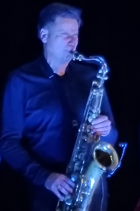 Edgar live Edgar live