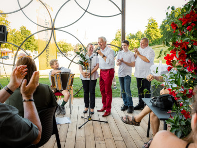 Cafe Schlosswiese Moosburg Cafe Schlosswiese Moosburg