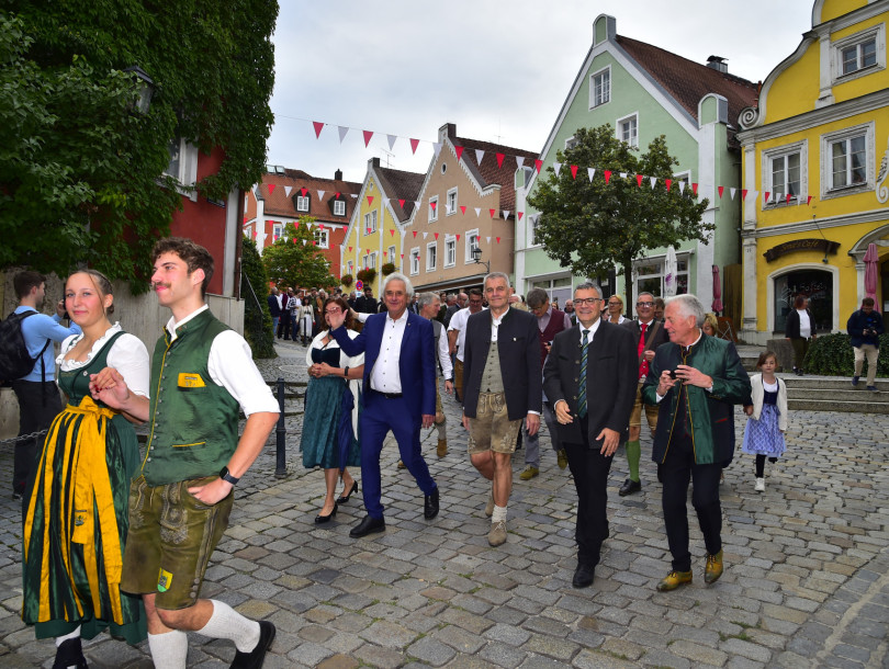 KLAUS LUECHAU @Blende 4 KLAUS LUECHAU @Blende 4