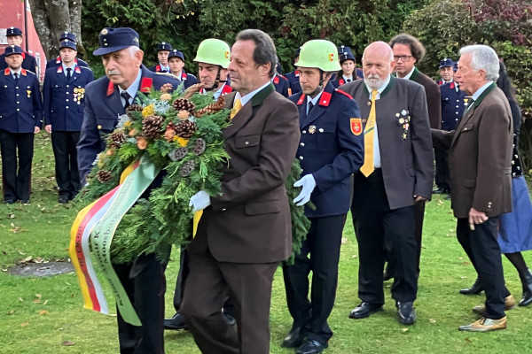 10.10., Kranzniederlegung 10.10., Kranzniederlegung