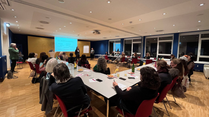 Finanzcoaching für Frauen – ein inspirierender Abend mit großer Beteiligung