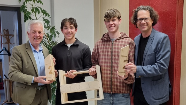 Erfolg für die jungen Moosburger Tischler-Lehrlinge