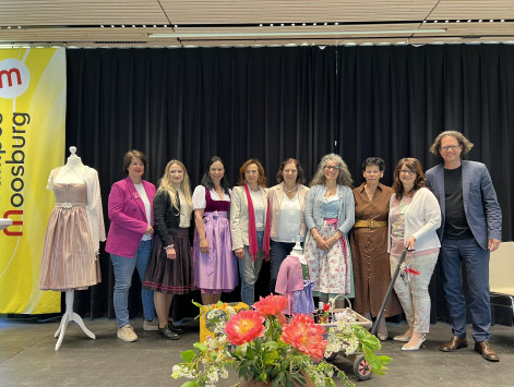 Foto mit Referentinnen und Vizebgm. Foto mit Referentinnen und Vizebgm.