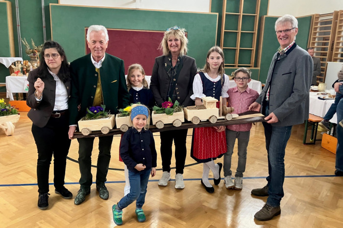 Osterbazar Trachengruppe Tigring_Bild 1