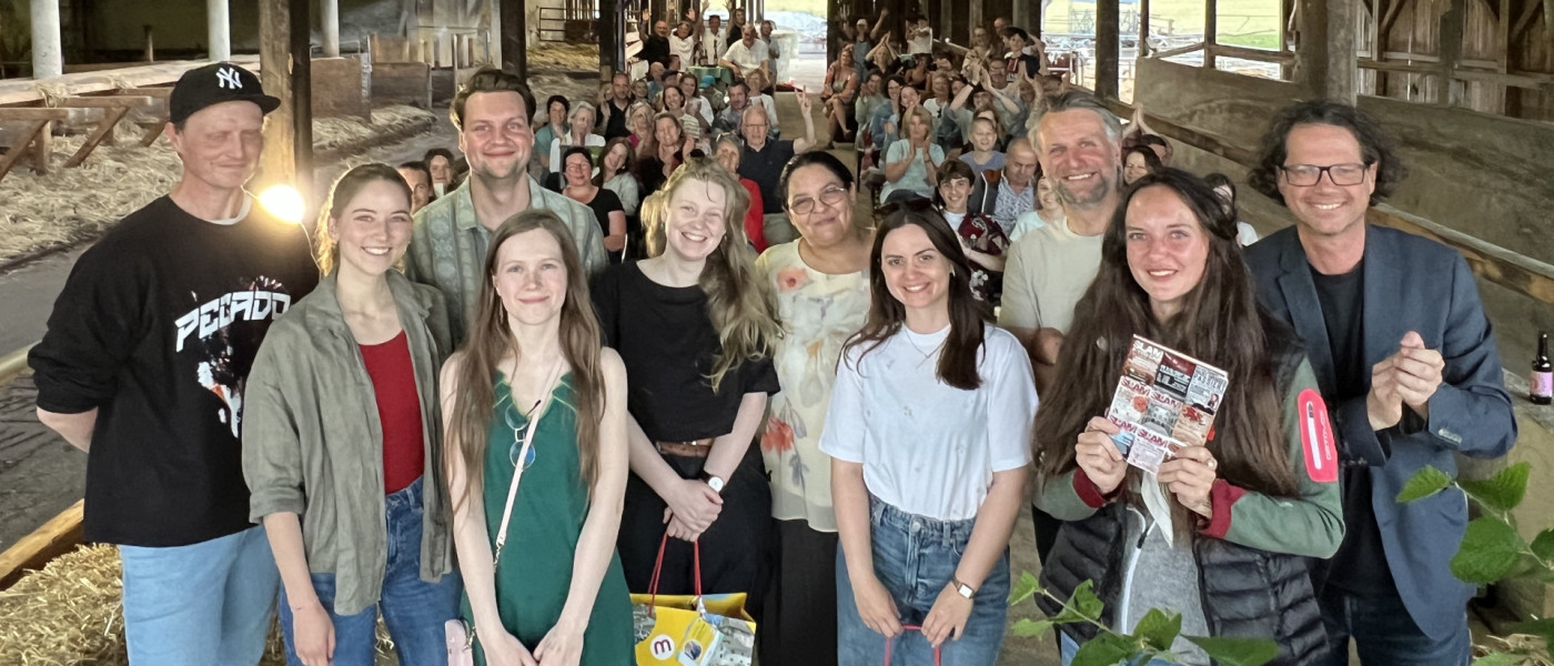 Poetry Slam Gruppenbild