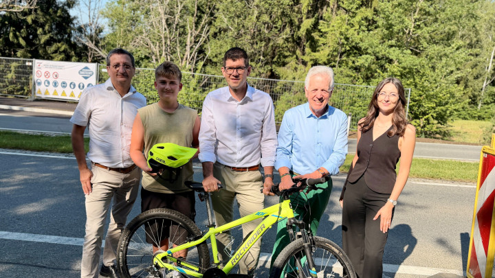 Weiterer Abschnitt des Radwegweges R2 fertiggestellt